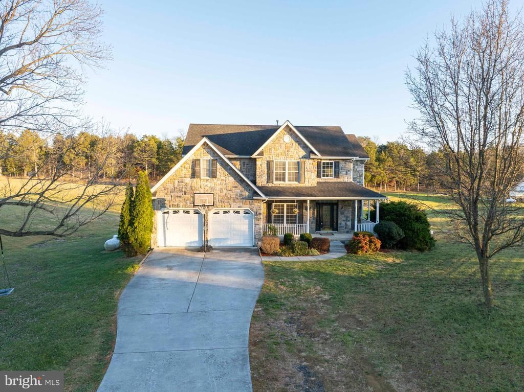 76 Katie Lane, Middletown, VA 22645 Main Photo