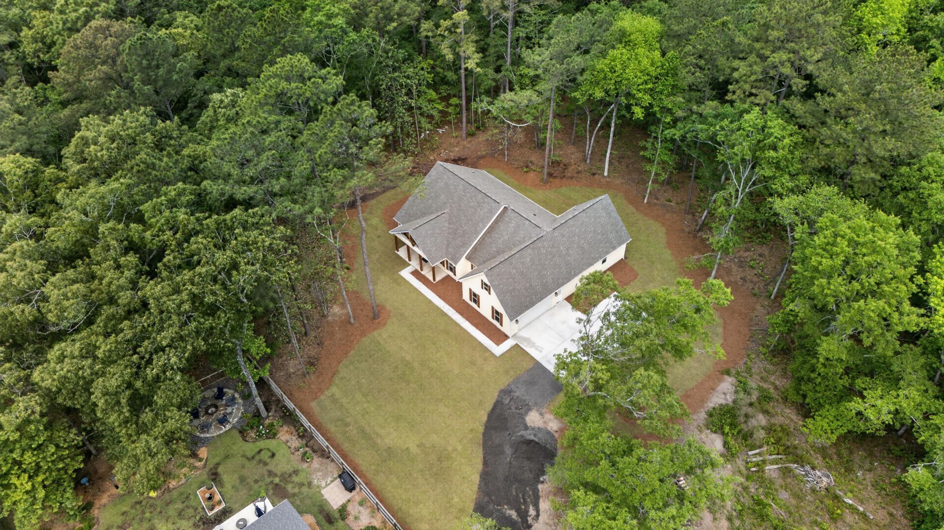 1019 Sago Court Photo 5