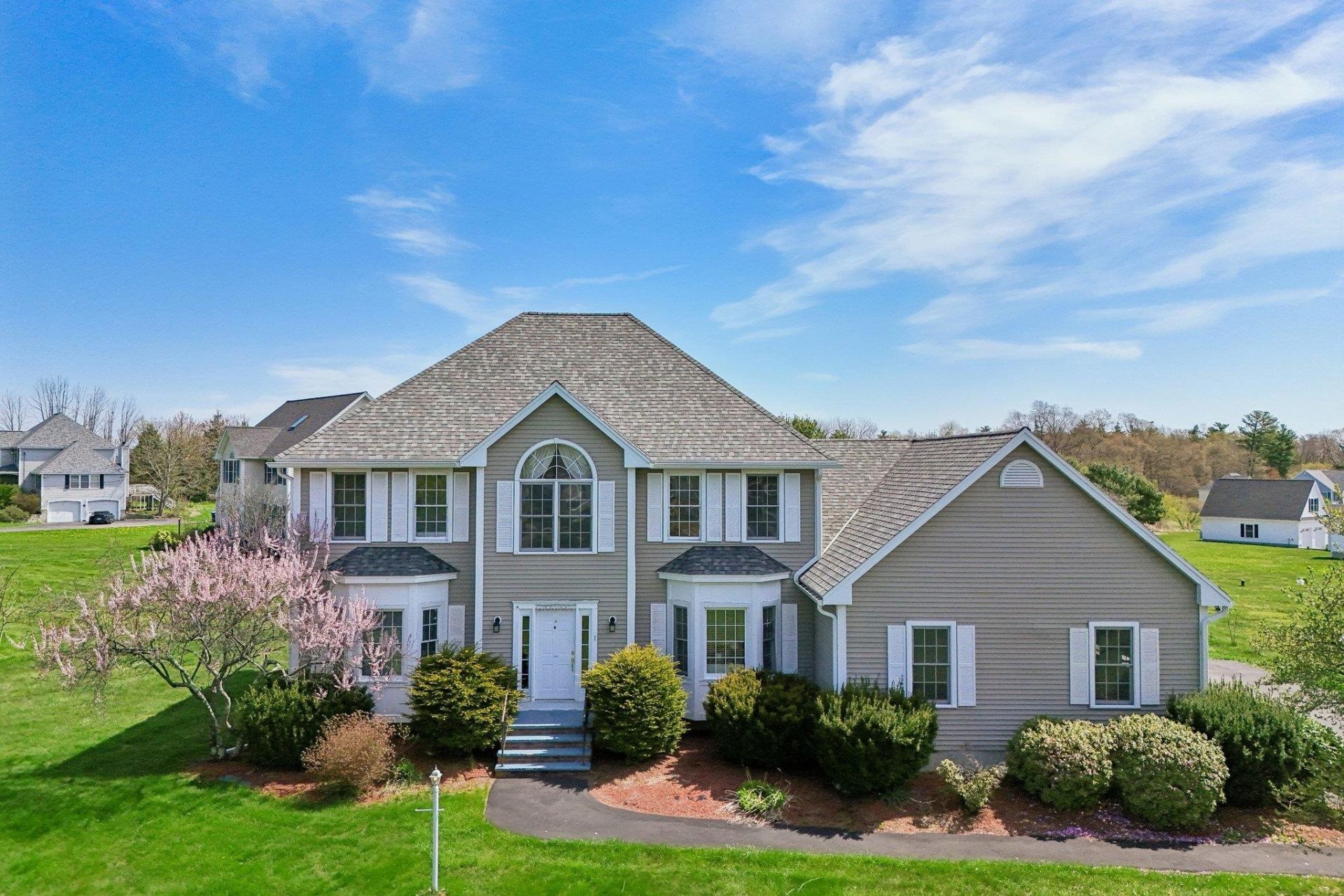 1 Squire Armour Road, Windham, NH 03087 Main Photo