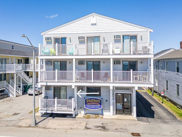 415 Ocean Boulevard, Unit 103, Hampton, NH 03842