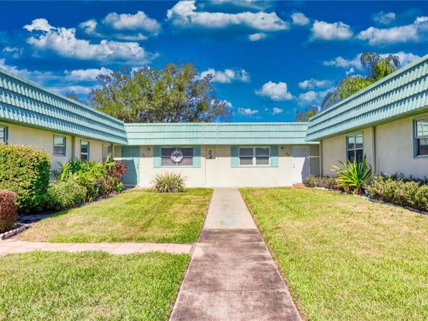 101 CAMBRIDGE TRAIL , Unit 196, SUN CITY CENTER, FL 33573