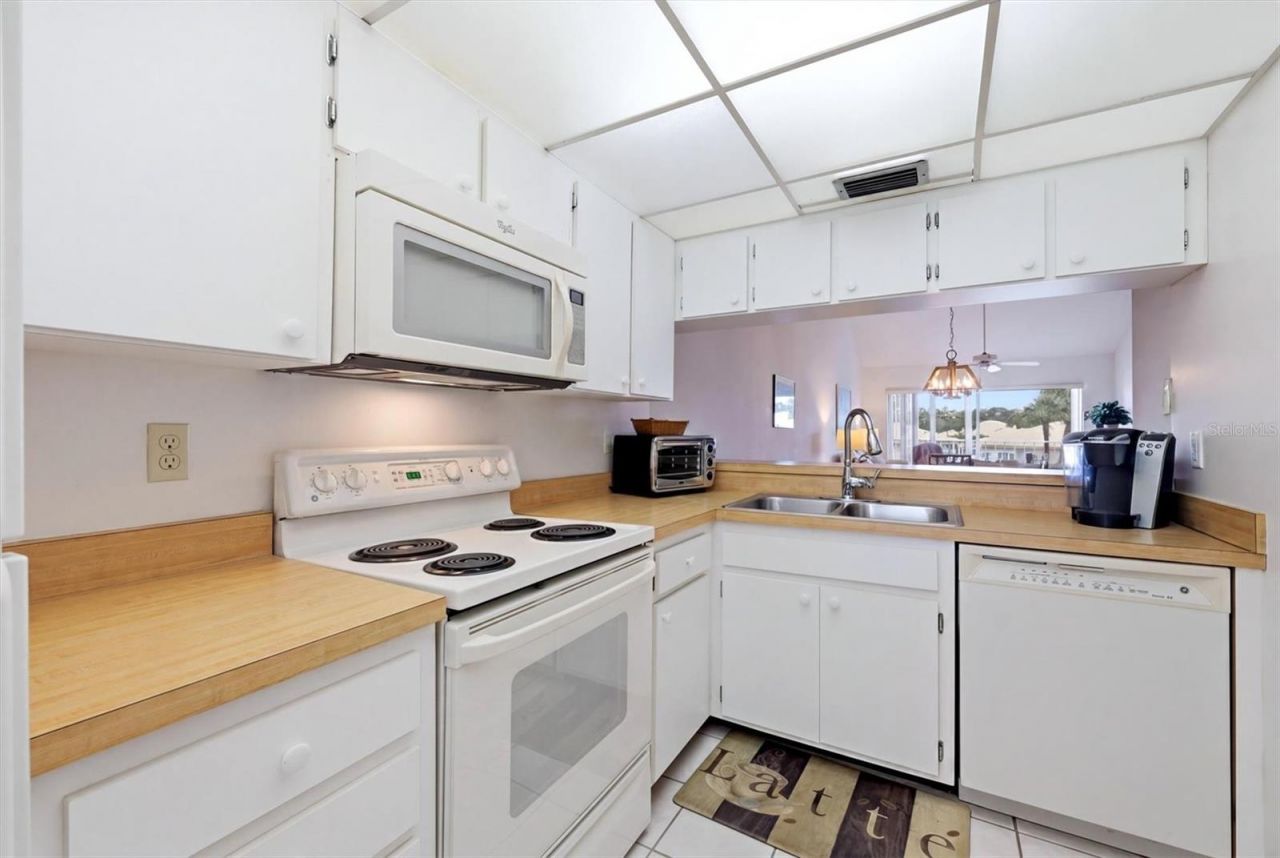 444 Cerromar Road, Unit 298, Venice, FL 34293 Photo
