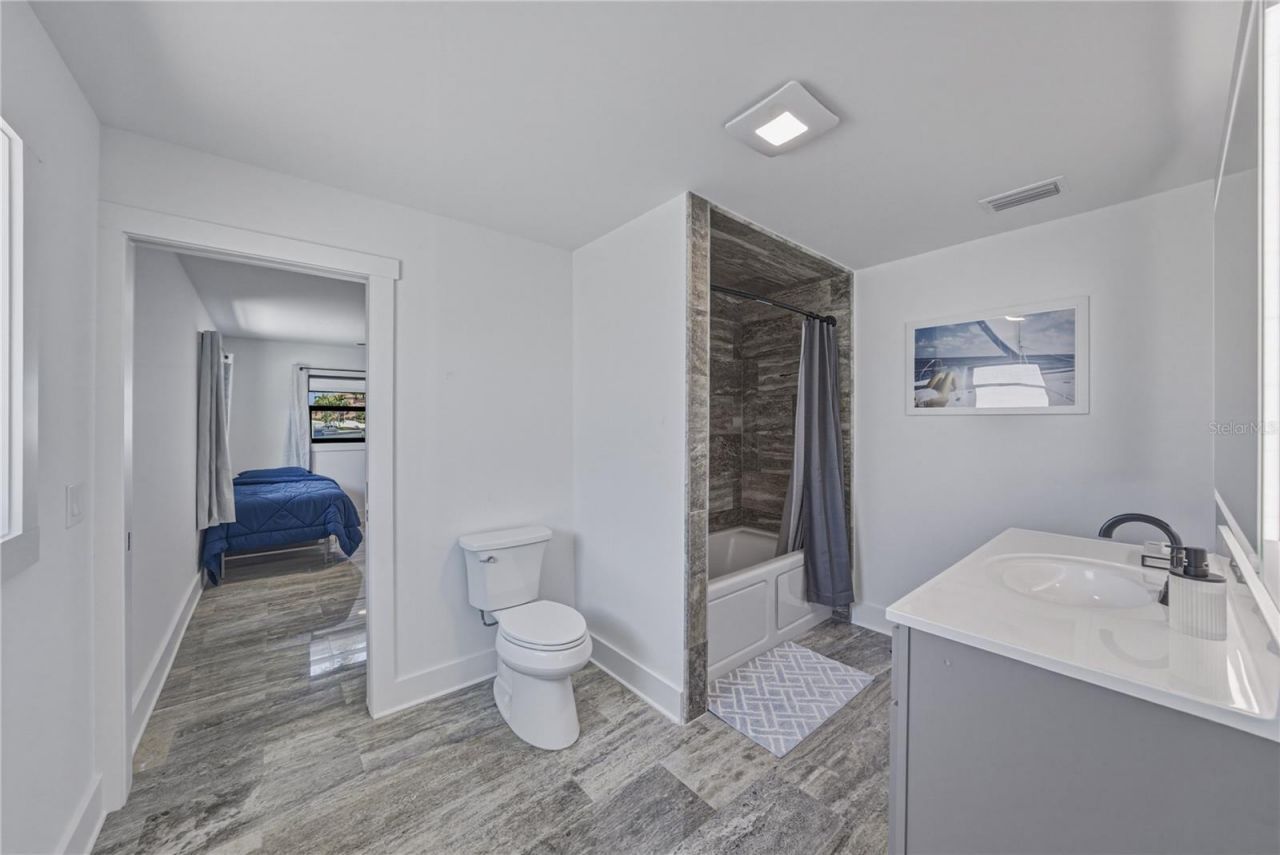 4201 37th Street S, Saint Petersburg, FL 33711 Photo