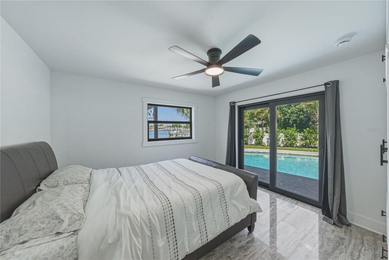4201 37th Street S, Saint Petersburg, FL 33711 Photo