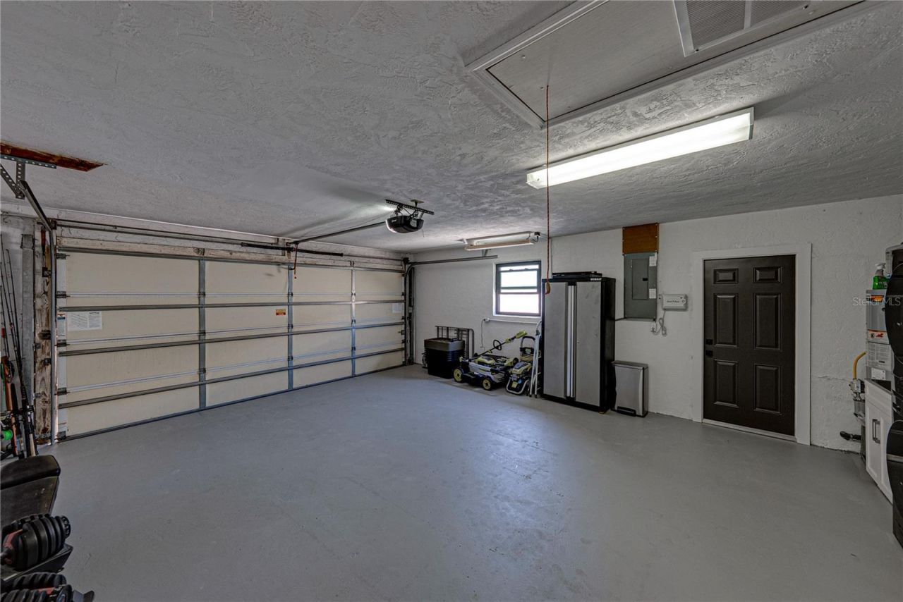 4201 37th Street S, Saint Petersburg, FL 33711 Photo