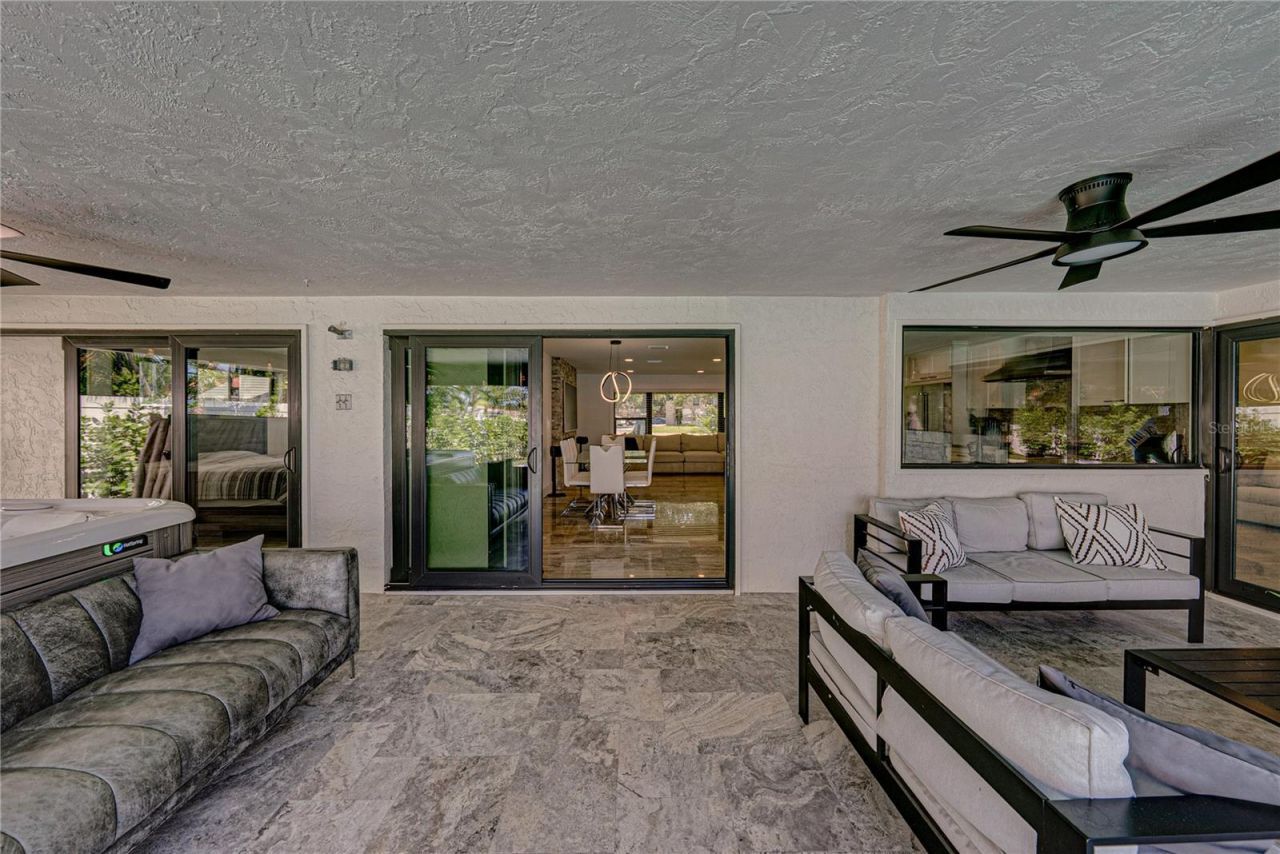 4201 37th Street S, Saint Petersburg, FL 33711 Photo