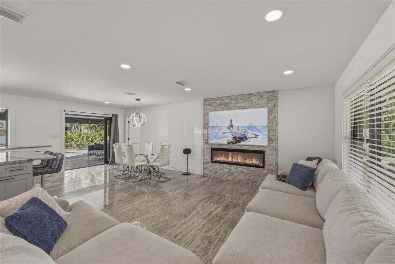 4201 37th Street S, Saint Petersburg, FL 33711 Photo