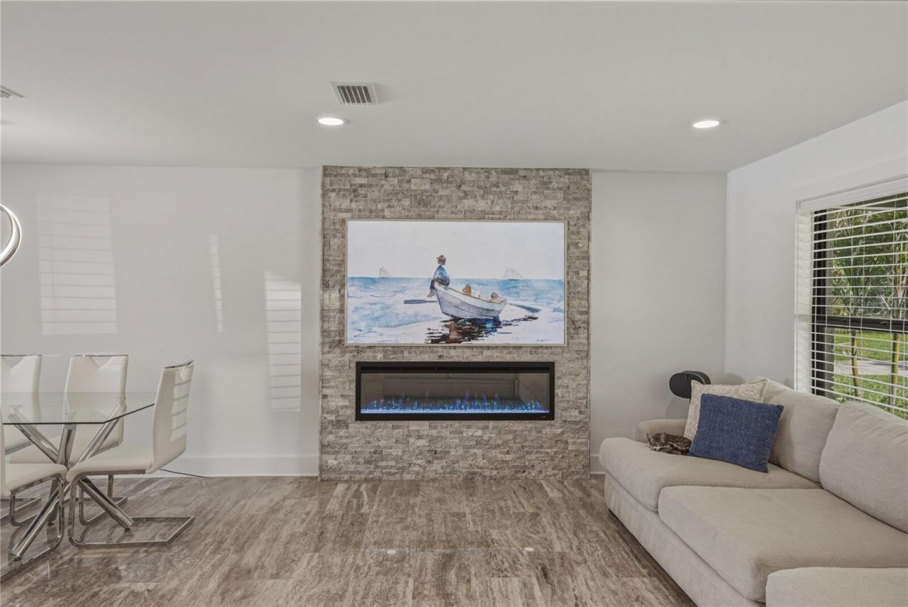 4201 37th Street S, Saint Petersburg, FL 33711 Photo