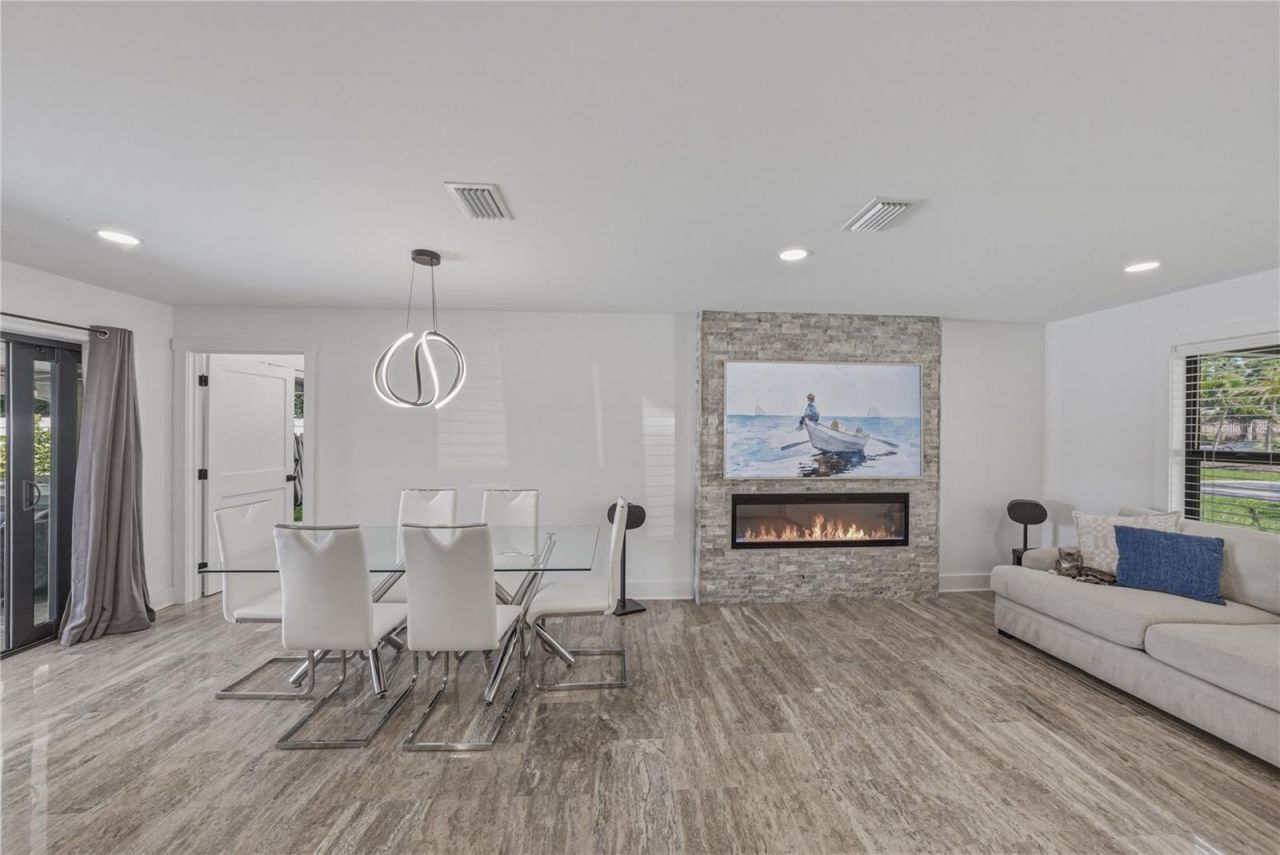 4201 37th Street S, Saint Petersburg, FL 33711 Photo