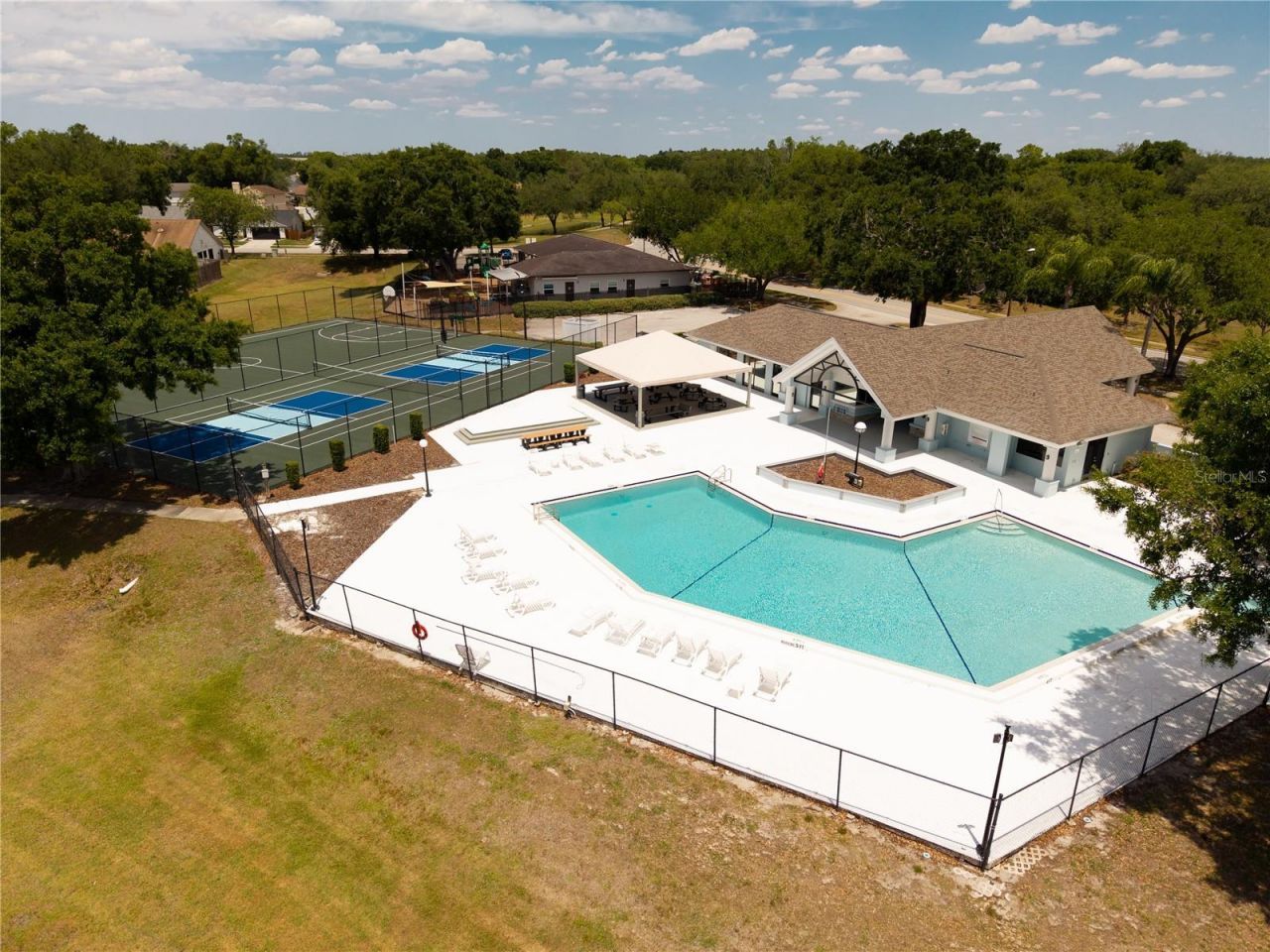 1533 Gunsmith Drive , Lutz, FL 33559 Photo