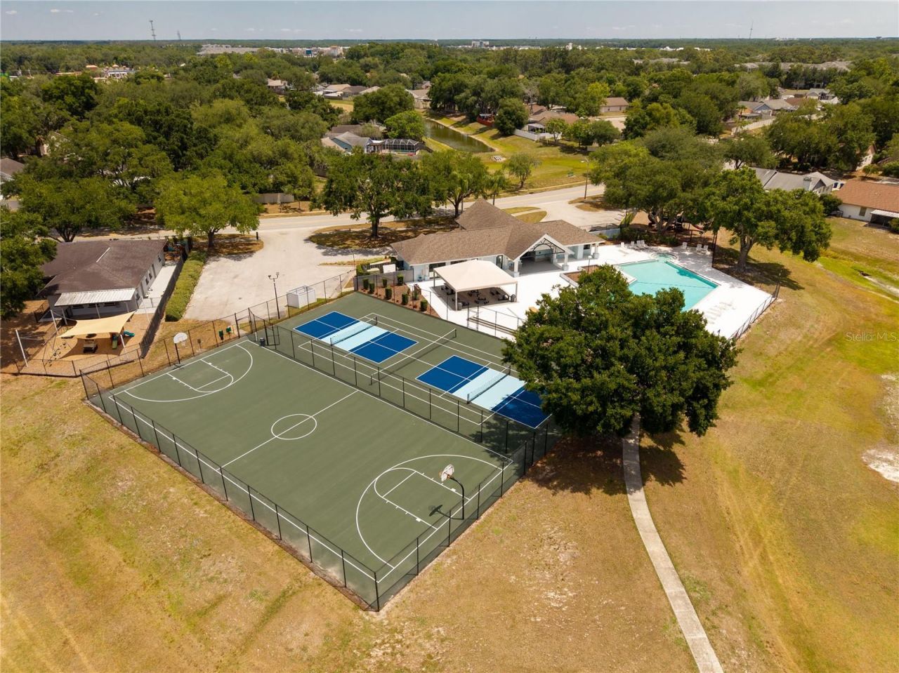 1533 Gunsmith Drive , Lutz, FL 33559 Photo