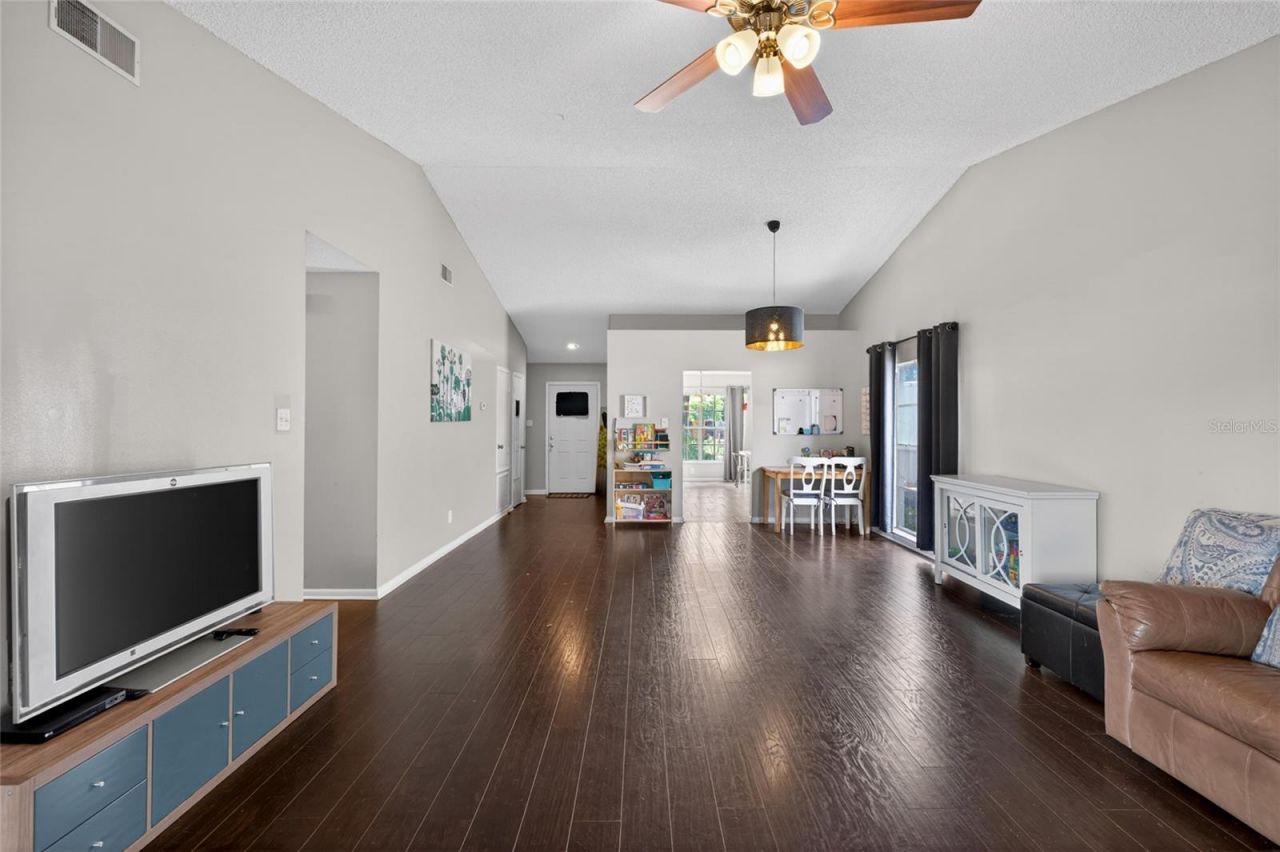 1533 Gunsmith Drive , Lutz, FL 33559 Photo
