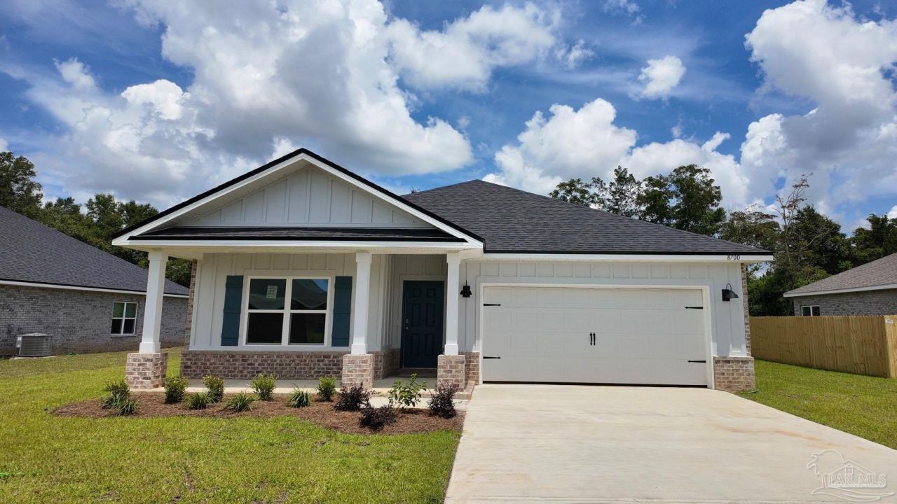 8700 Bluebell St, Milton, FL 32583 Main Photo