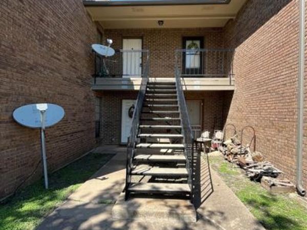 4460 Chaha Road, Unit 205, Garland, TX 75043