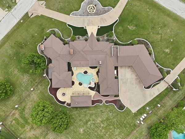 2200 Winthrop Hill Road, Denton, TX 76226