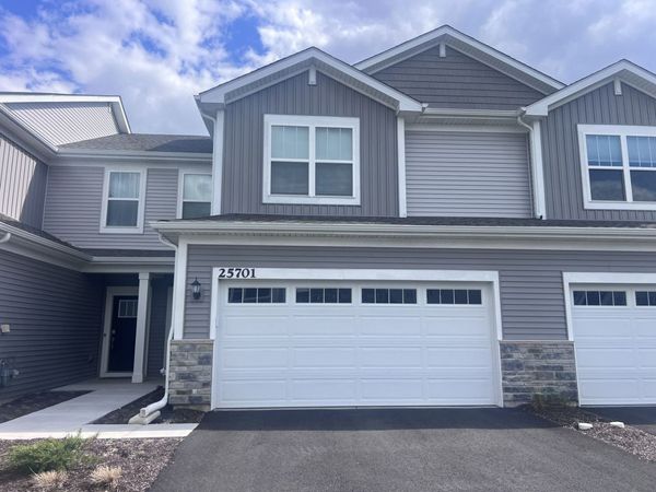 25701 W Yorkshire Drive , Plainfield, IL 60544