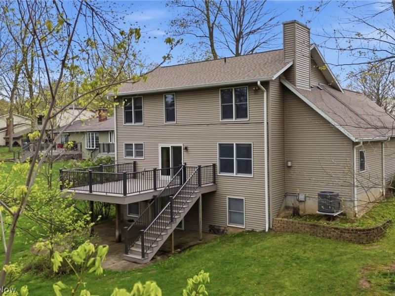 2291 Ridgewood Court, Ashland, OH 44805 Photo 2