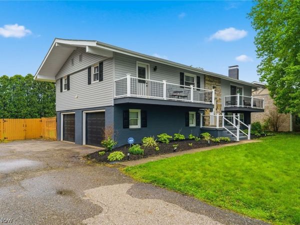 6727 Amsel Avenue NE, Canton, OH 44721