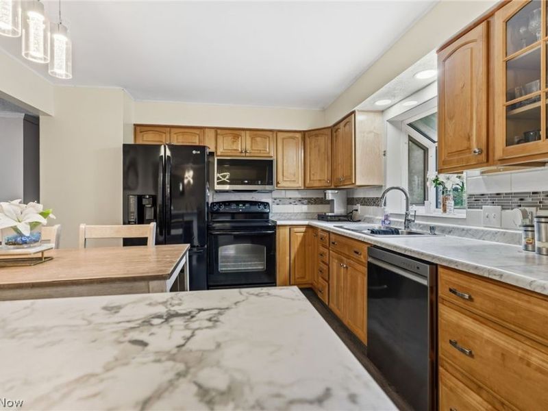 6727 Amsel Avenue NE, Canton, OH 44721 Photo 13