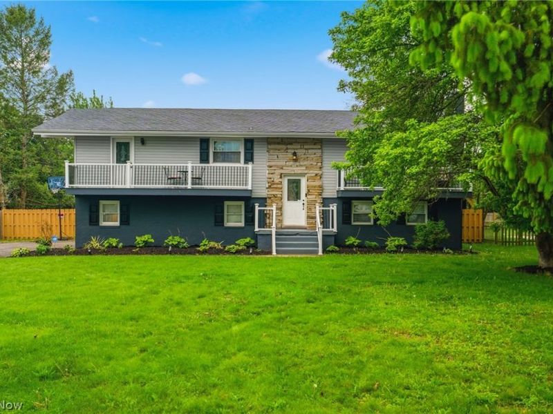 6727 Amsel Avenue NE, Canton, OH 44721 Photo 3
