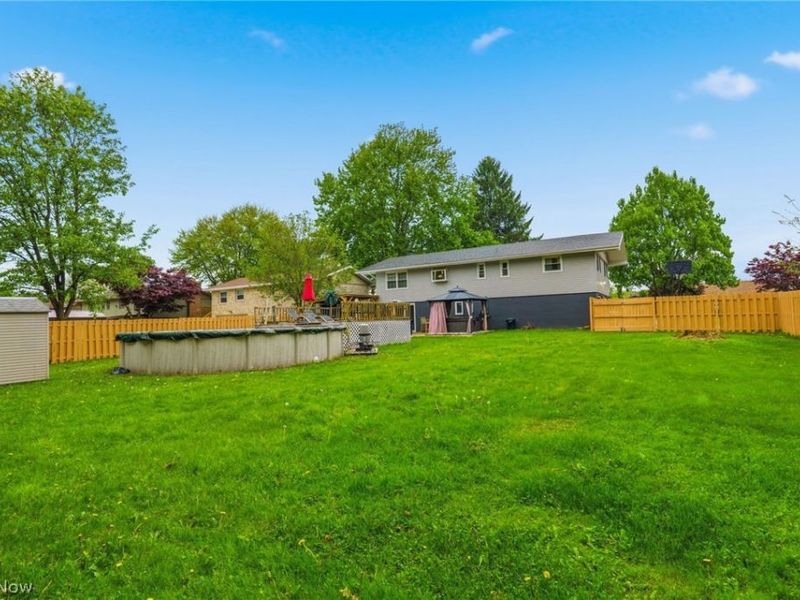 6727 Amsel Avenue NE, Canton, OH 44721 Photo 32