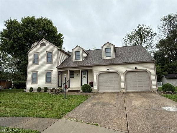 1667 Ann Circle NE, New Philadelphia, OH 44663