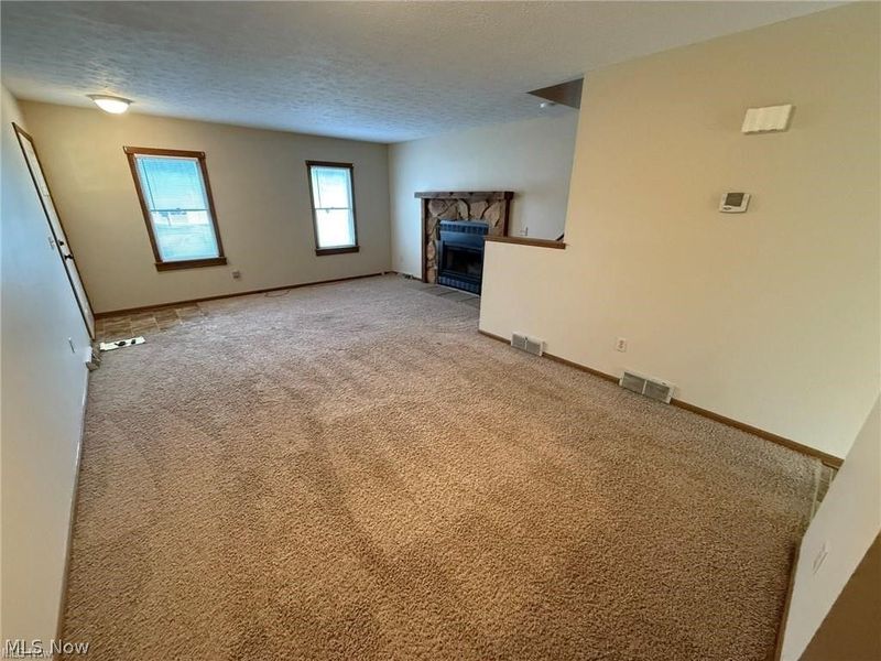 1667 Ann Circle NE, New Philadelphia, OH 44663 Photo 4