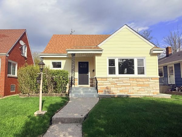 7421 Monroe Avenue, Hammond, IN 46324