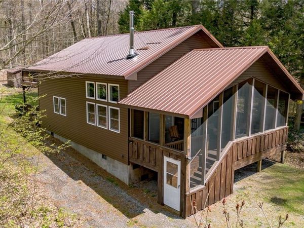 11 Wall Street , Bernhards Bay, NY 13028