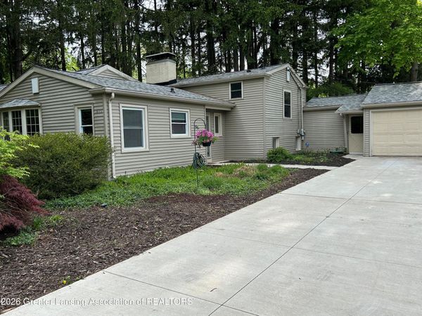1415 Sherwood Avenue, East Lansing, MI 48823