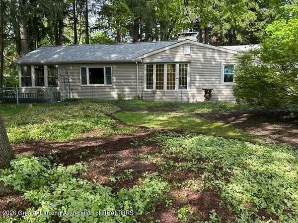 1415 Sherwood Avenue, East Lansing, MI 48823