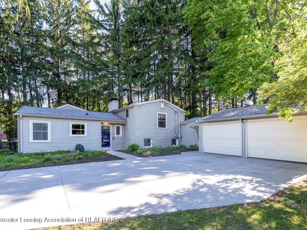 1415 Sherwood Avenue, East Lansing, MI 48823