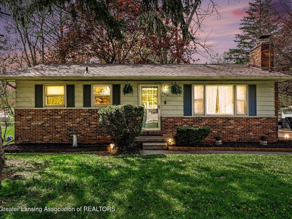4920 Ballard Road, Lansing, MI 48911