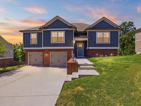 1044 Longo Drive, Soddy Daisy, TN 37379