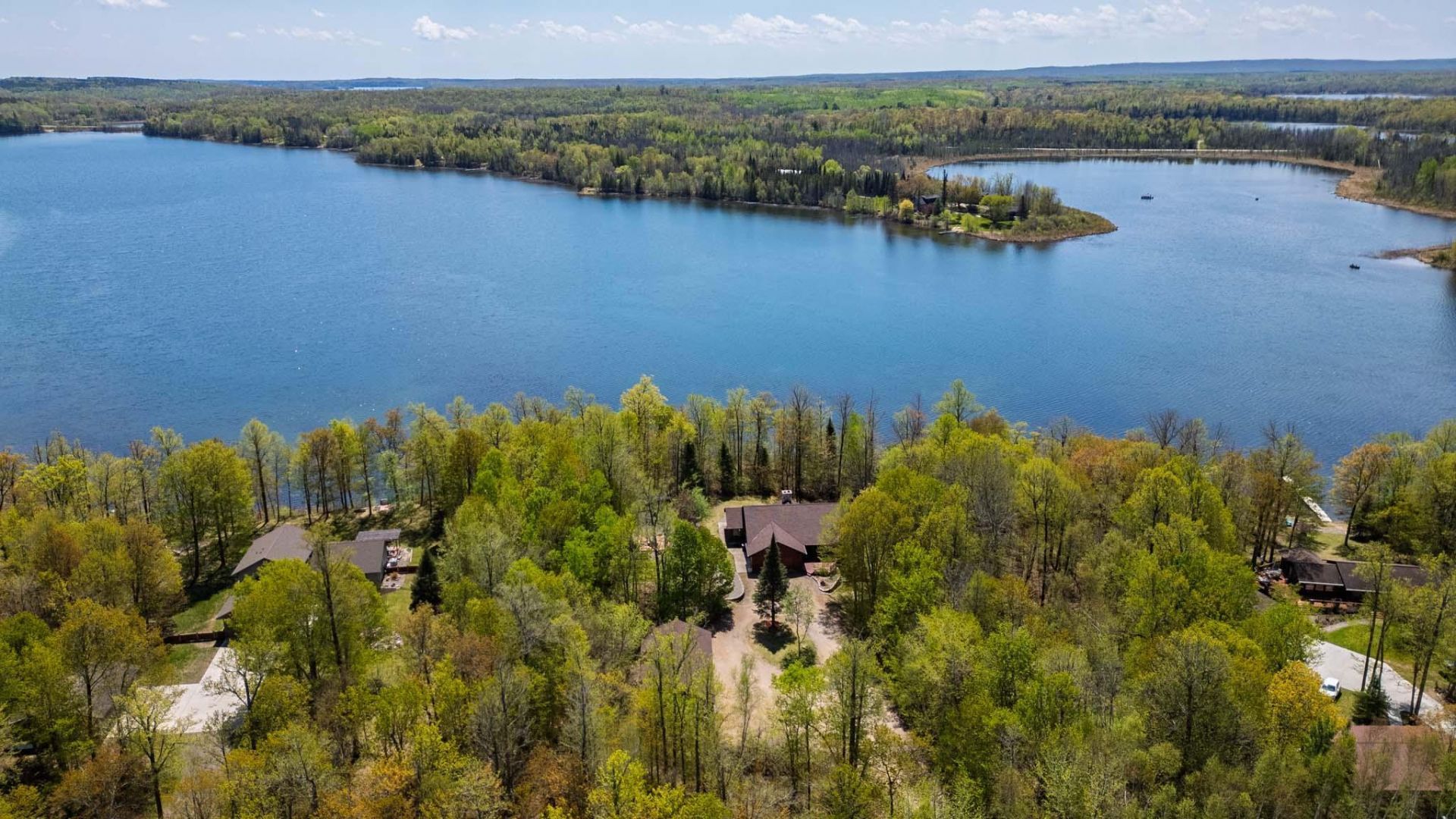 37807 Loon Drive, Cohasset, MN 55721