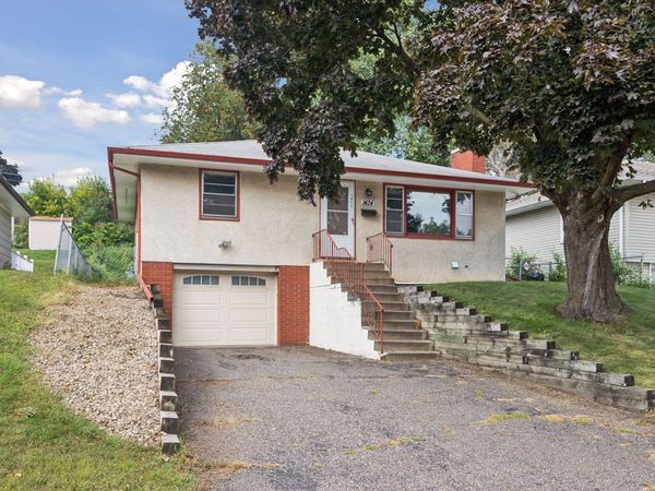 1434 8th Avenue S, South Saint Paul, MN 55075