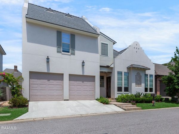 211 Edgehill Circle , Lafayette, LA 70508