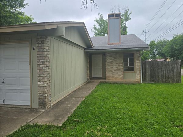 420 Vista West CT , Unit B, Bastrop, TX 78602