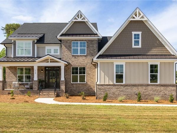 3106 Pasture View Drive , Summerfield, NC 27358