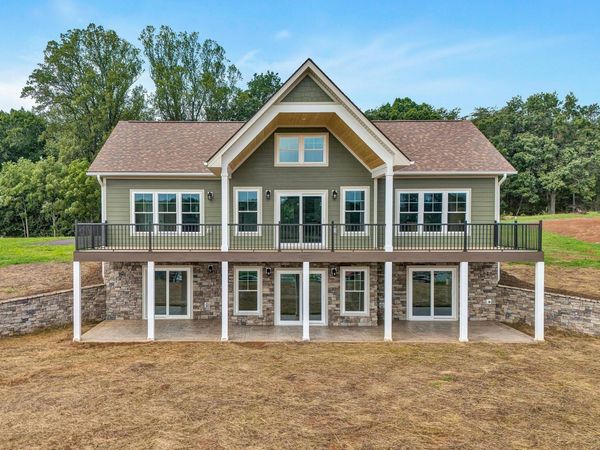 6990 Horseshoe Bend RD, Goodview, VA 24095