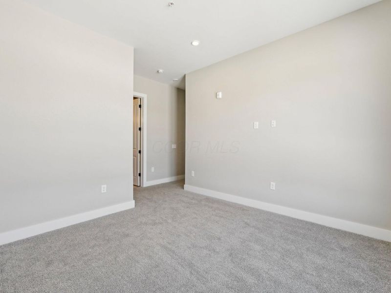 270 Dickenson Street, Unit 202, Columbus, OH 43215 Photo 14