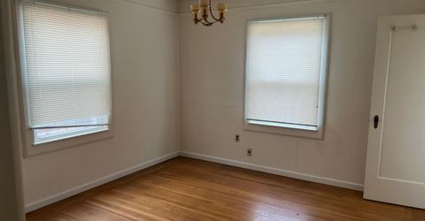 2761 25th St, Sacramento, CA 95818 Photo