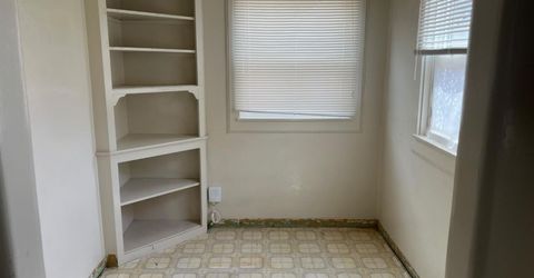 2761 25th St, Sacramento, CA 95818 Photo