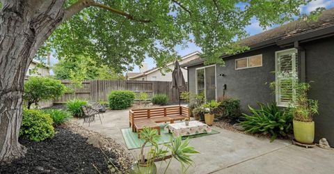 2615 Magnolia Ct, Lodi, CA 95242 Photo