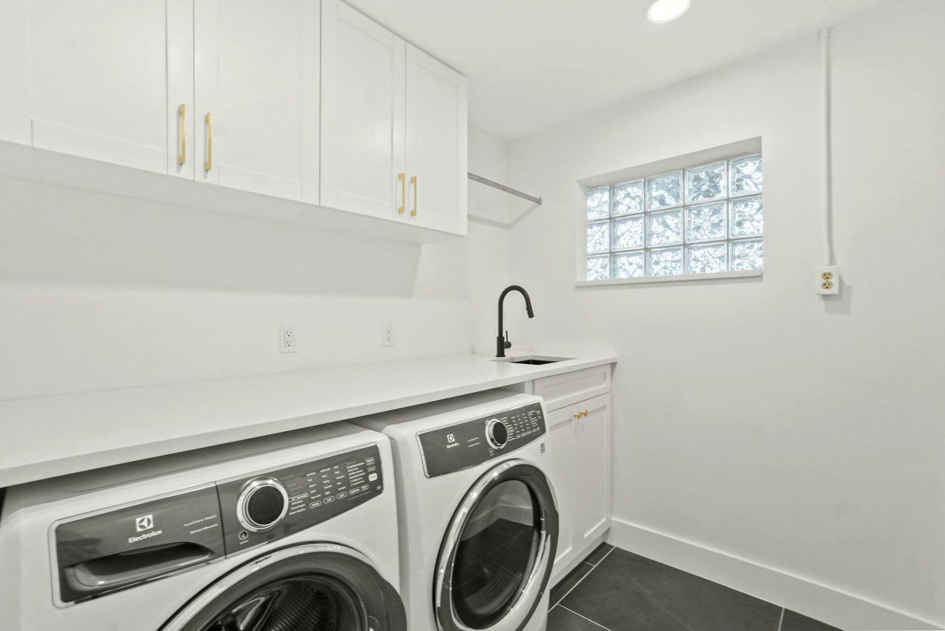 711 SW 25th Place, Boynton Beach, FL 33435 Photo