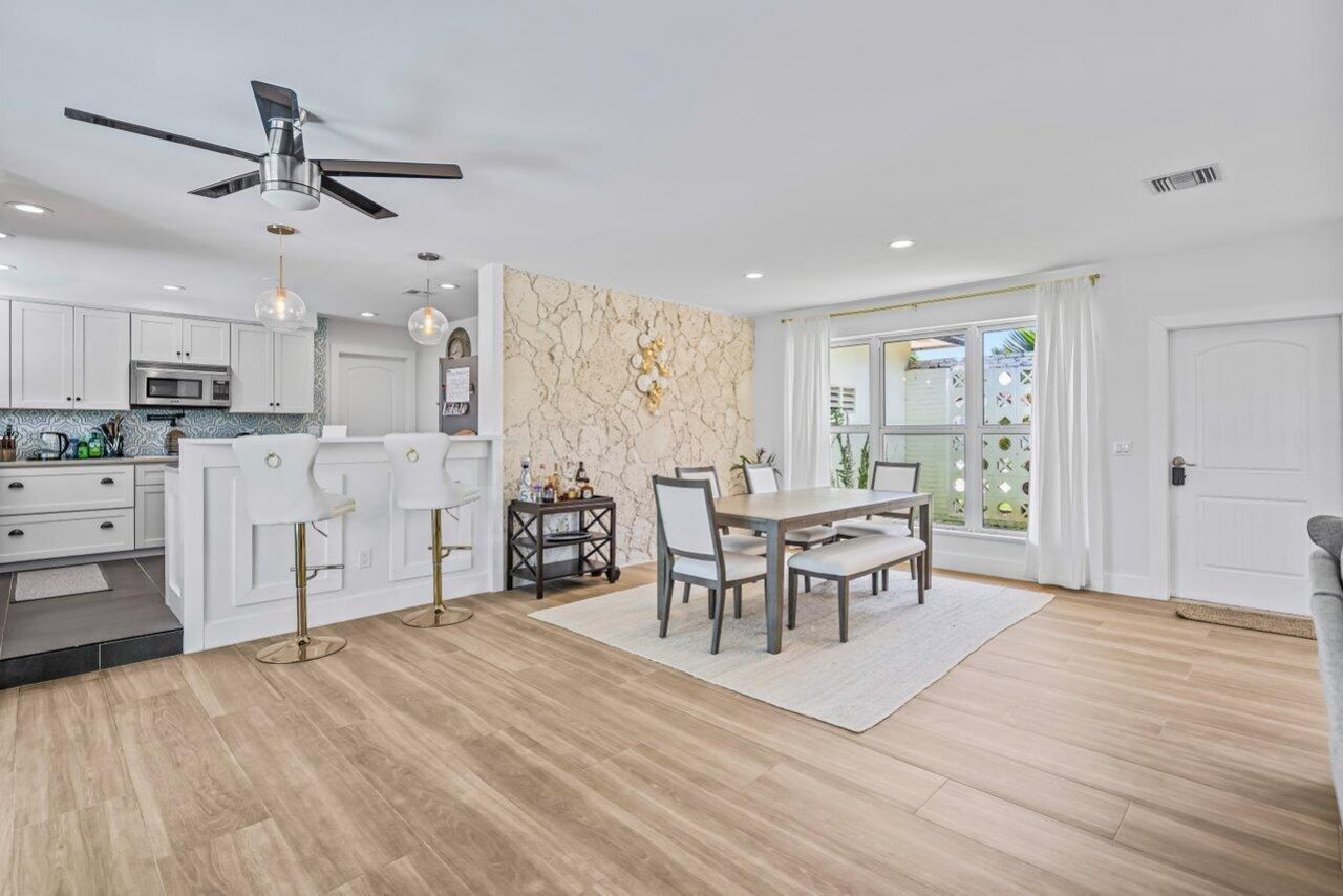 711 SW 25th Place, Boynton Beach, FL 33435 Photo