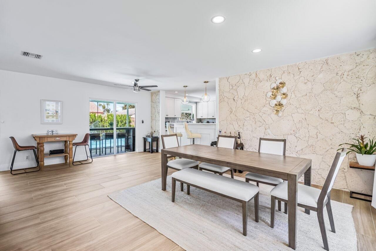 711 SW 25th Place, Boynton Beach, FL 33435 Photo