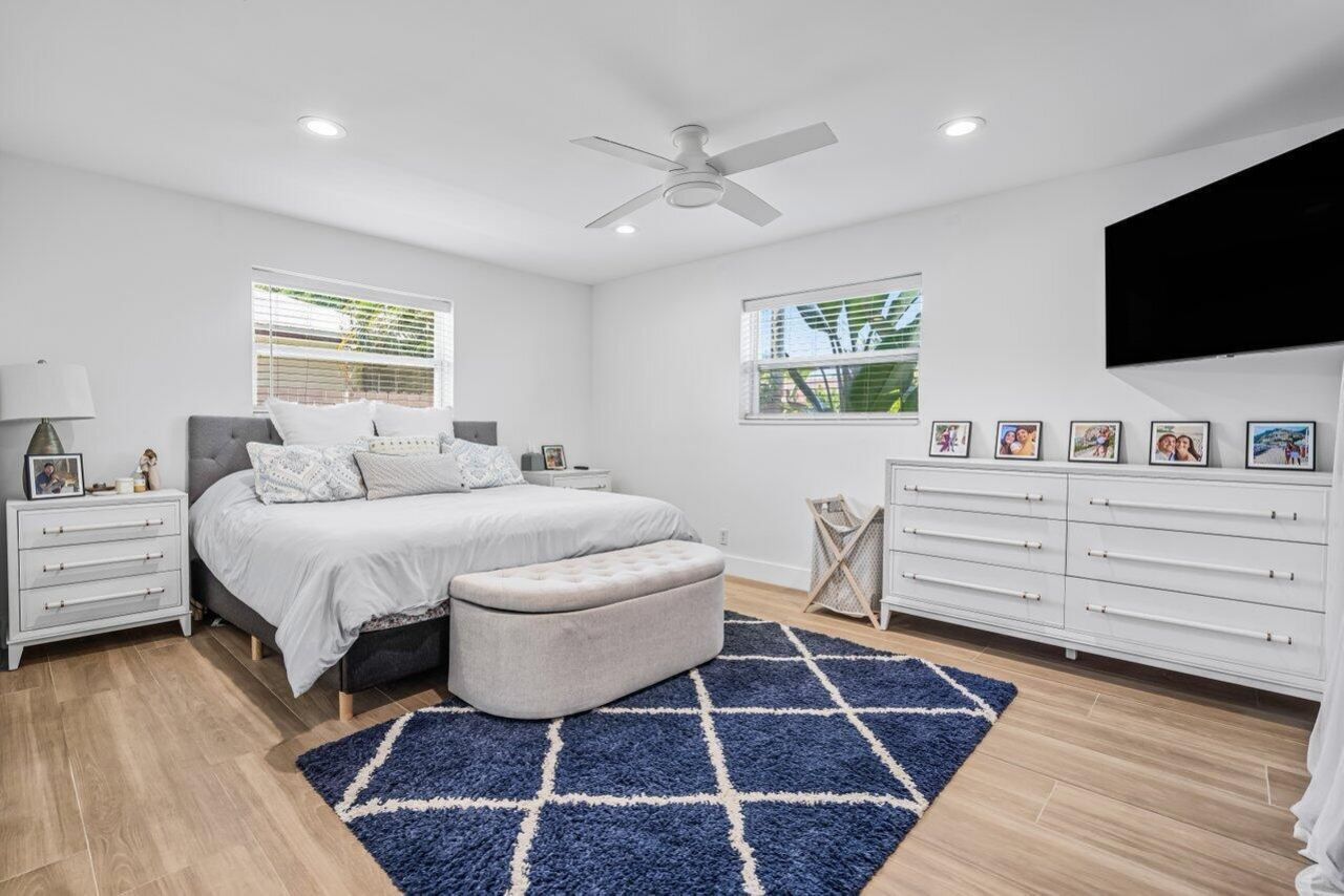 711 SW 25th Place, Boynton Beach, FL 33435 Photo