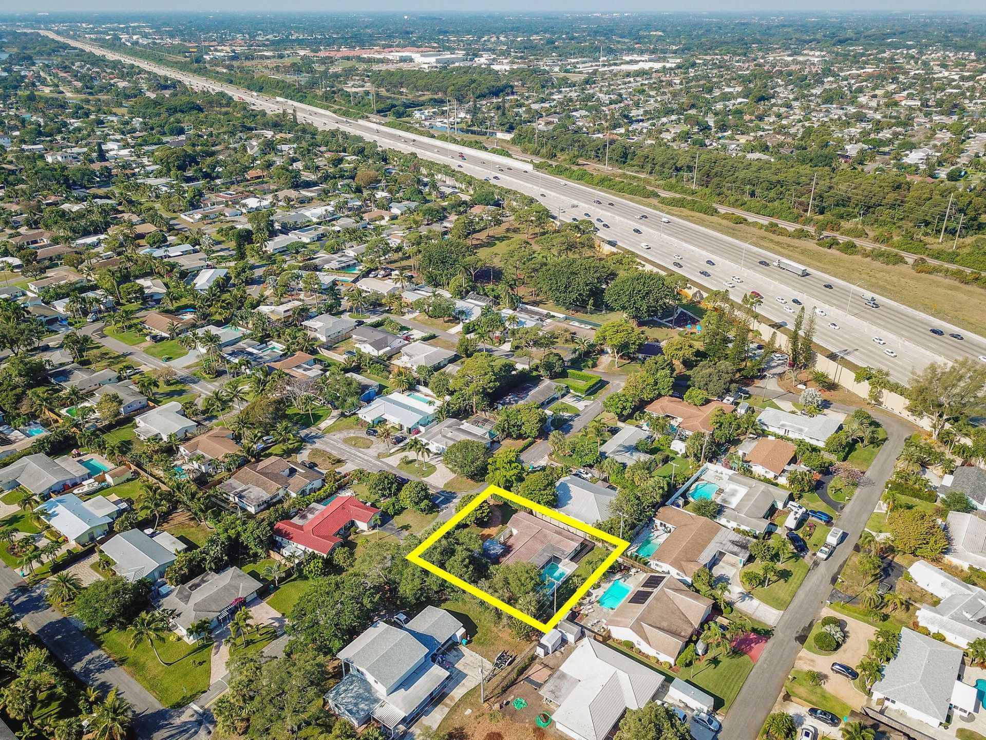 711 SW 25th Place, Boynton Beach, FL 33435 Photo