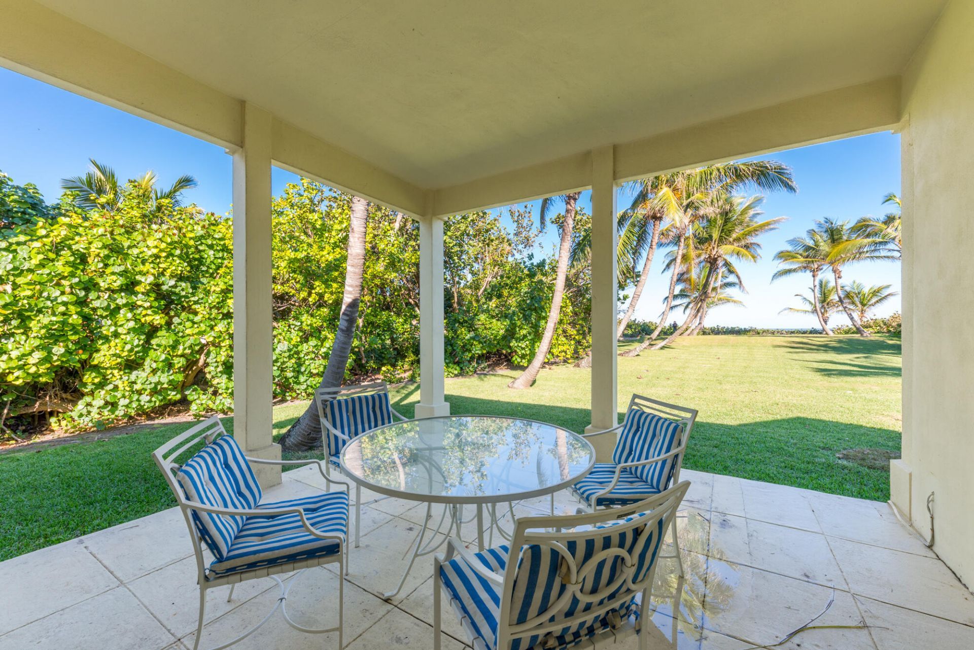 5 N Beach Road, Hobe Sound, FL 33455 Photo